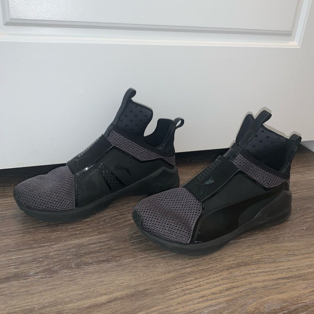 Black Rhianna Puma Sneakers